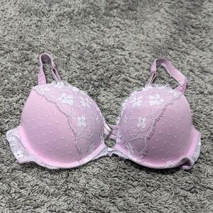 Victoria's Secret Light purple Lace Bra push-up